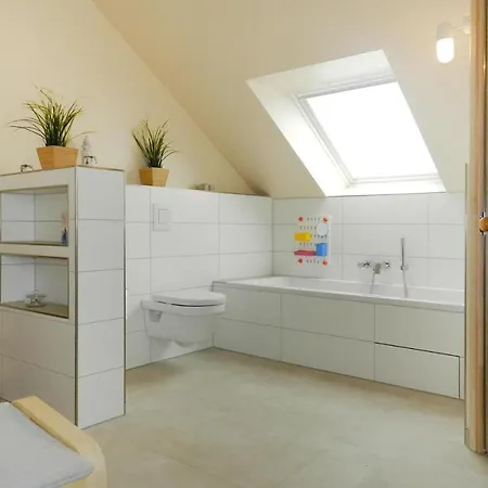 Semi Detached North Sea Star, Burhave
