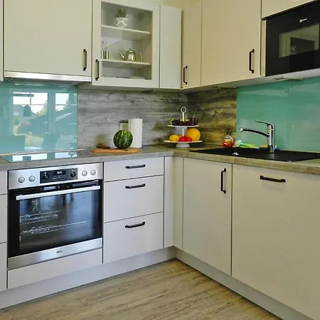 Semi Detached North Sea Star, Burhave